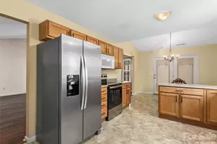 88 Wiltshire Cir, Fletcher, NC 28732 - Photo 9