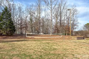 9500 Kent Village Dr, Charlotte, NC 28269 - Photo 43