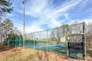 9500 Kent Village Dr, Charlotte, NC 28269 - Photo 41