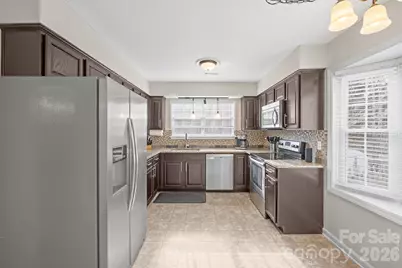 9500 Kent Village Drive, Charlotte, NC 28269 - Photo 23