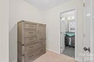 9500 Kent Village Dr, Charlotte, NC 28269 - Photo 35