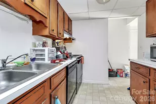 7132 Stonington Ln, Charlotte, NC 28227 - Photo 5