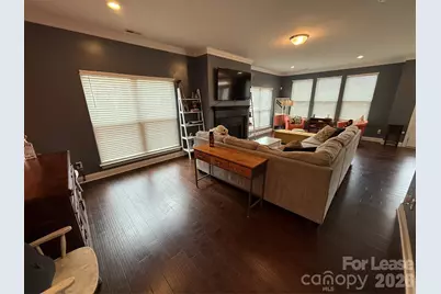 8708 Aspinwall Drive, Charlotte, NC 28216 - Photo 7