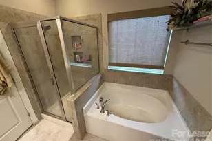 8708 Aspinwall Dr, Charlotte, NC 28216 - Photo 17