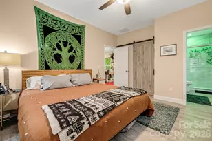 19 Shadowlawn Dr, Asheville, NC 28806 - Photo 11