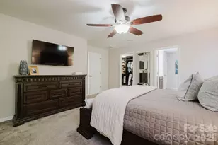 2215 Whitford Ln, Charlotte, NC 28210 - Photo 17