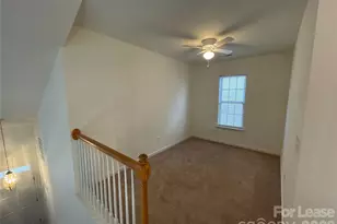 9040 Holland Park Ln, Charlotte, NC 28277 - Photo 13