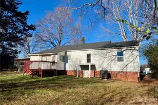 2145 14th Ave SW, Hickory, NC 28602 - Photo 3