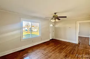 2145 14th Ave SW, Hickory, NC 28602 - Photo 5