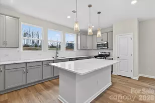 228 Ferebee Pl, Charlotte, NC 28213 - Photo 3