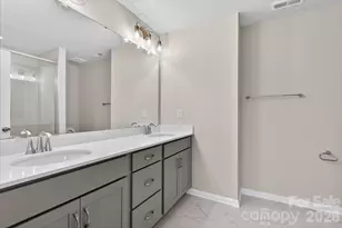 228 Ferebee Pl, Charlotte, NC 28213 - Photo 17