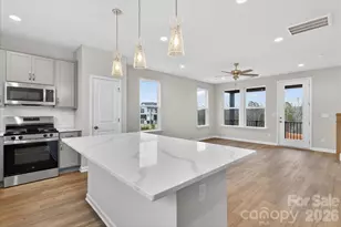 228 Ferebee Pl, Charlotte, NC 28213 - Photo 7