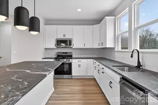 224 Ferebee Pl, Charlotte, NC 28213 - Photo 5