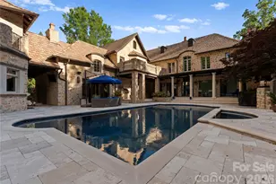 4231 Fox Brook Ln, Charlotte, NC 28211 - Photo 7