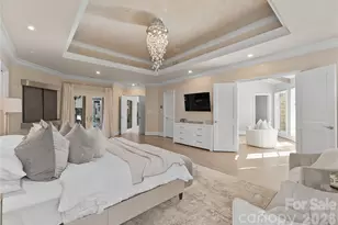 4231 Fox Brook Ln, Charlotte, NC 28211 - Photo 21