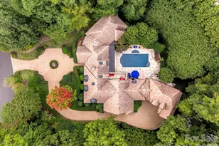 4231 Fox Brook Ln, Charlotte, NC 28211 - Photo 1