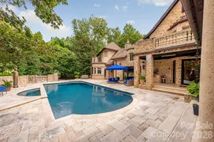 4231 Fox Brook Ln, Charlotte, NC 28211 - Photo 37