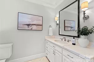 4231 Fox Brook Ln, Charlotte, NC 28211 - Photo 29