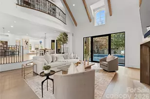 4231 Fox Brook Ln, Charlotte, NC 28211 - Photo 19