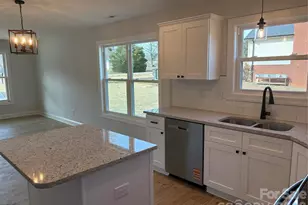 139 Donna Ln, Statesville, NC 28625 - Photo 7