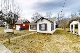 269 Westwood Cir, Waynesville, NC 28786 - Photo 1