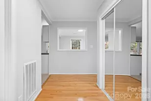 940 Tadlock Pl, Matthews, NC 28105 - Photo 3