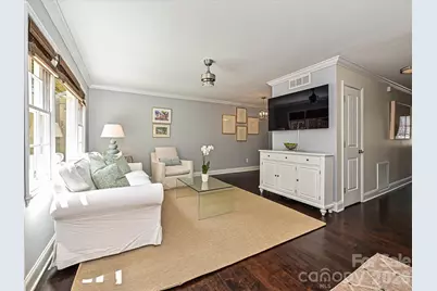 4611 Hedgemore Drive #J, Charlotte, NC 28209 - Photo 9