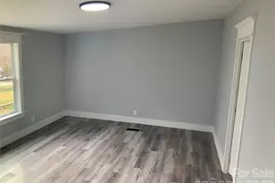 30 Parker Dr, Candler, NC 28715 - Photo 21