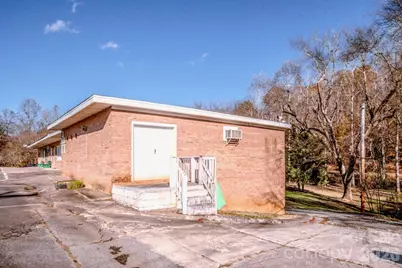 2327 Shelton Avenue, Statesville, NC 28677 - Photo 17