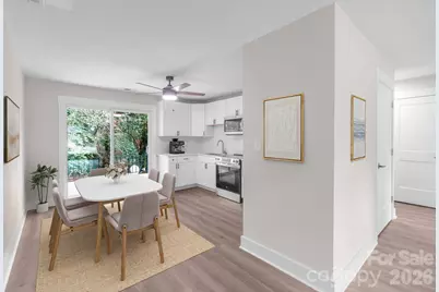 533 Blendwood Drive, Charlotte, NC 28215 - Photo 3