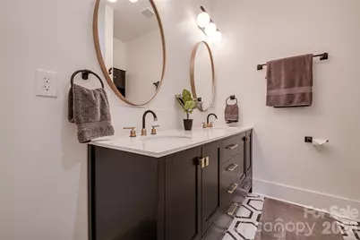 1516 Princess Place, Charlotte, NC 28208 - Photo 29