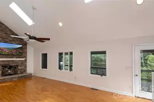 187 Pine Village Ln, Blowing Rock, NC 28605 - Photo 5