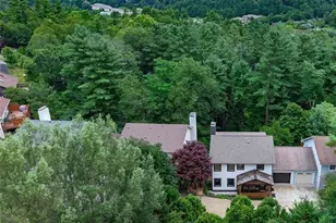 187 Pine Village Ln, Blowing Rock, NC 28605 - Photo 3