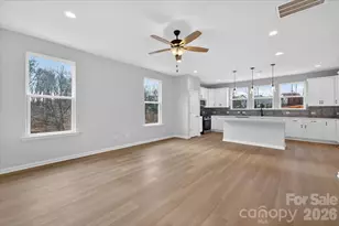 212 Ferebee Pl, Charlotte, NC 28213 - Photo 11