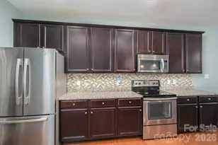 300 Tall Wheat Lane, Mount Holly, NC 28120 - Photo 13