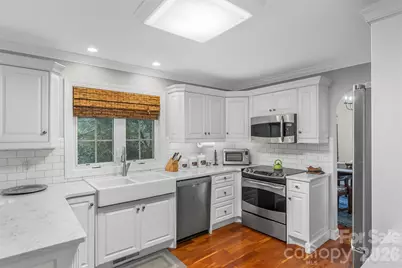 1726 Waterford Way, Morganton, NC 28655 - Photo 9