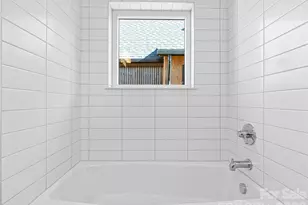 171 Houston Pl, Asheville, NC 28801 - Photo 23