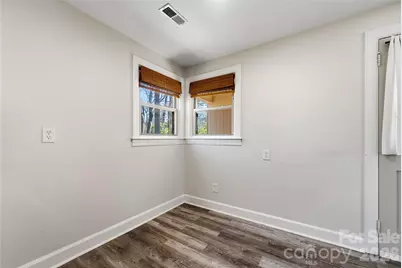 718 2nd Avenue NE, Conover, NC 28613 - Photo 11