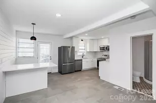 3121 Kirkland Ave, Charlotte, NC 28208 - Photo 5