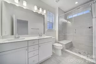 4202 Alexander Vw Dr, Charlotte, NC 28226 - Photo 15