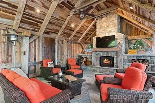 304 Brunswick Dr, Waynesville, NC 28786 - Photo 3