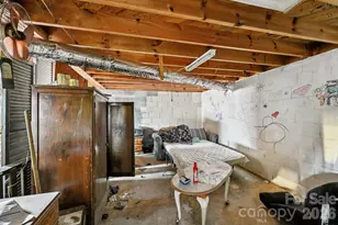 1231 2nd St SE, Hickory, NC 28602 - Photo 29