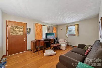 1231 2nd Street SE, Hickory, NC 28602 - Photo 9