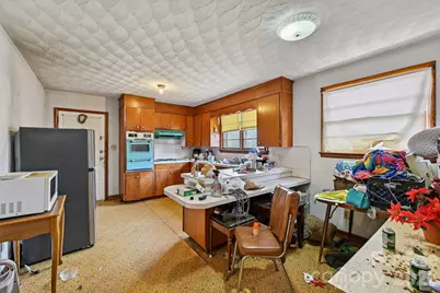 1231 2nd Street SE, Hickory, NC 28602 - Photo 7