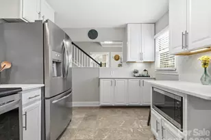 8344 Knights Bridge Rd, Charlotte, NC 28210 - Photo 9