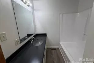 424 Holland Dr, Statesville, NC 28677 - Photo 17