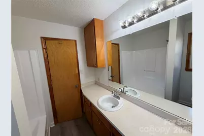 424 Holland Drive, Statesville, NC 28677 - Photo 13