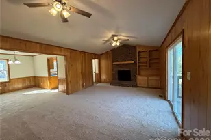 424 Holland Dr, Statesville, NC 28677 - Photo 5