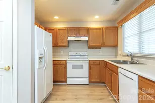 115 Creeks End Cir, Mills River, NC 28759 - Photo 9