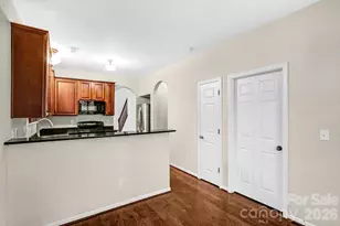 12733 Alvin Woods Dr, Charlotte, NC 28214 - Photo 17